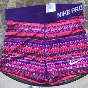 Nike Pro 3”
